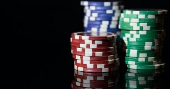 Fallos comunes que harán perder tus ganancias en poker